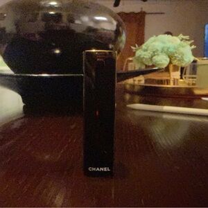 Original Use Sleek Black Lipstick